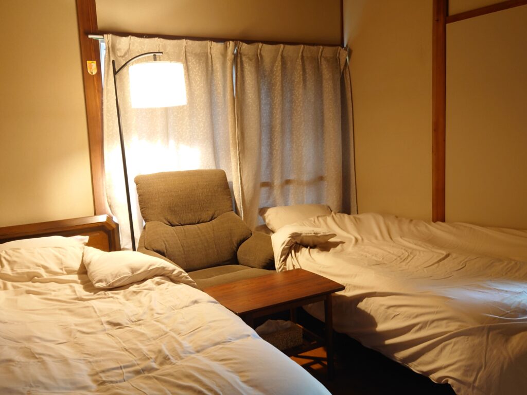 ことぶきや椿ライトアップの画像