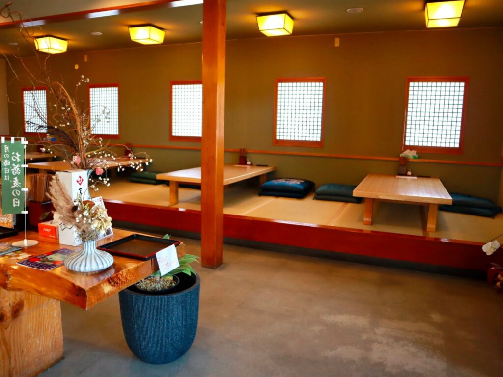 蕎屋すずの内観