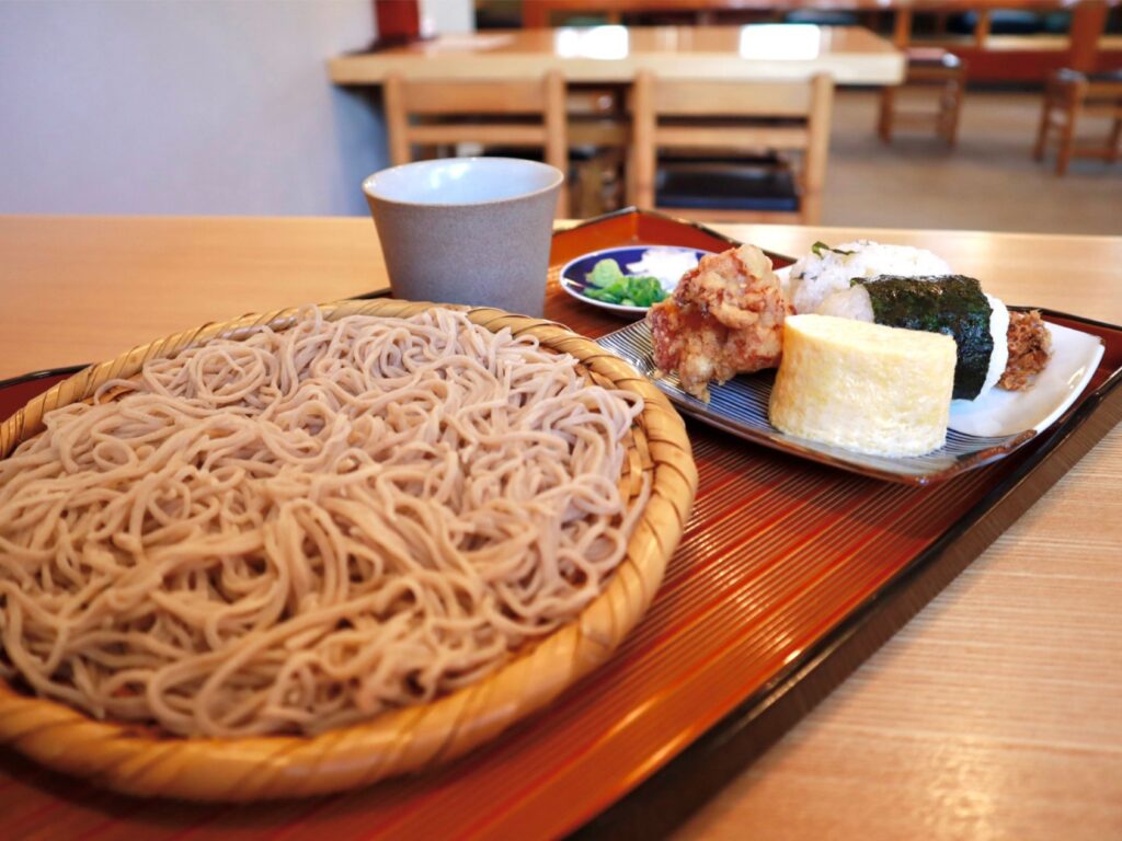 蕎屋すずの日替ご飯セット